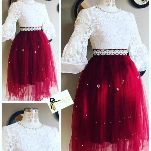 White Lace Elegance Gown